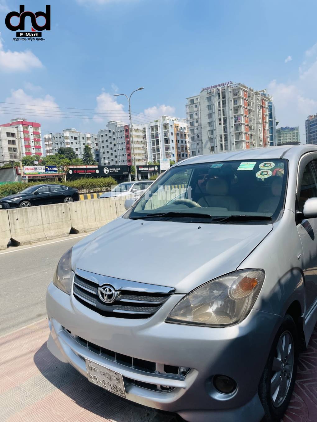 Toyota Avenza